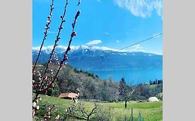 VillaTullia Ferienhaus mit Seesicht Gardasee